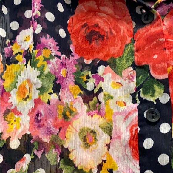 Floral blouse - Picture 2 of 2